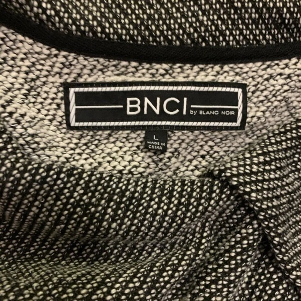BNCI by blanc noir sweater jacket